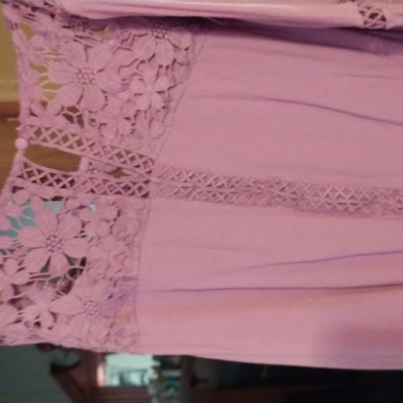 Chic Soul Bell Sleeve Lace Top - Picture 4 of 5